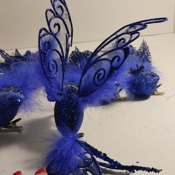 Deep Blue 4 Feather Peacocks Glitter and Feathers Long Tail 1 Humming Bird Clip - Picture 11 of 16